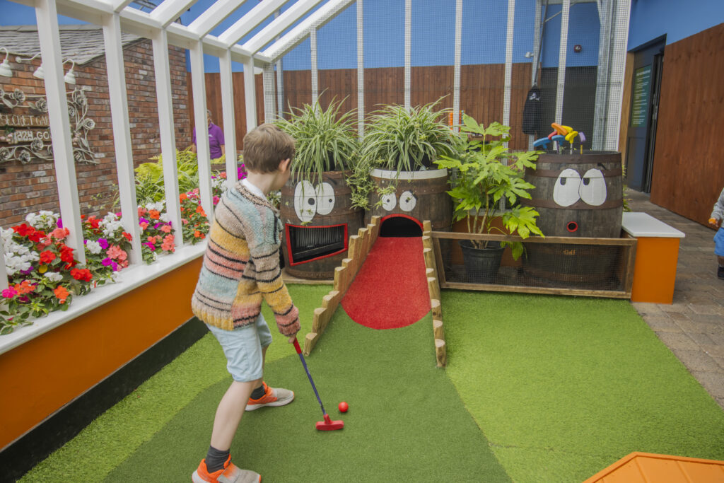 CRAZY GOLF FAMILY SHOOT (4)